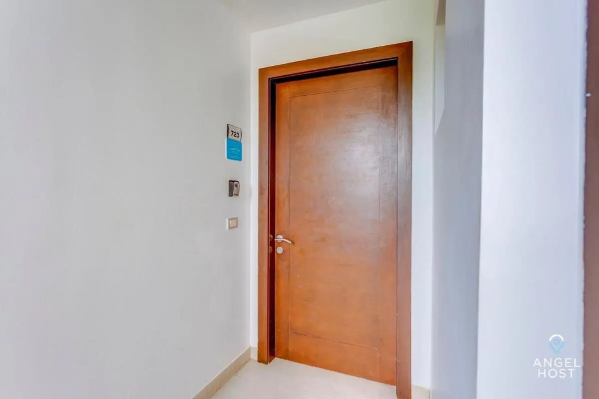 Zen Beachfront Condo, Pool, Gym, Golf, Beach Club Playa del Carmen