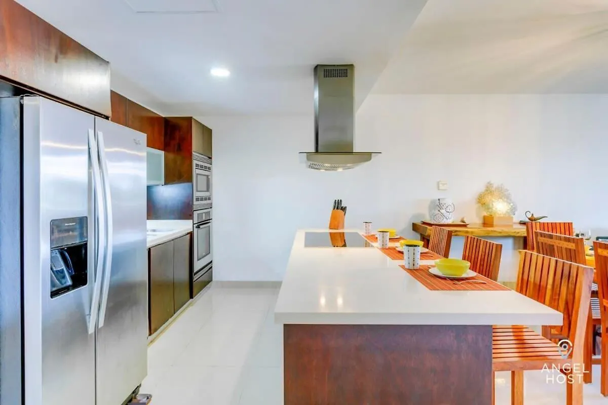 Zen Beachfront Condo, Pool, Gym, Golf, Beach Club Playa del Carmen 0*,  Mexico