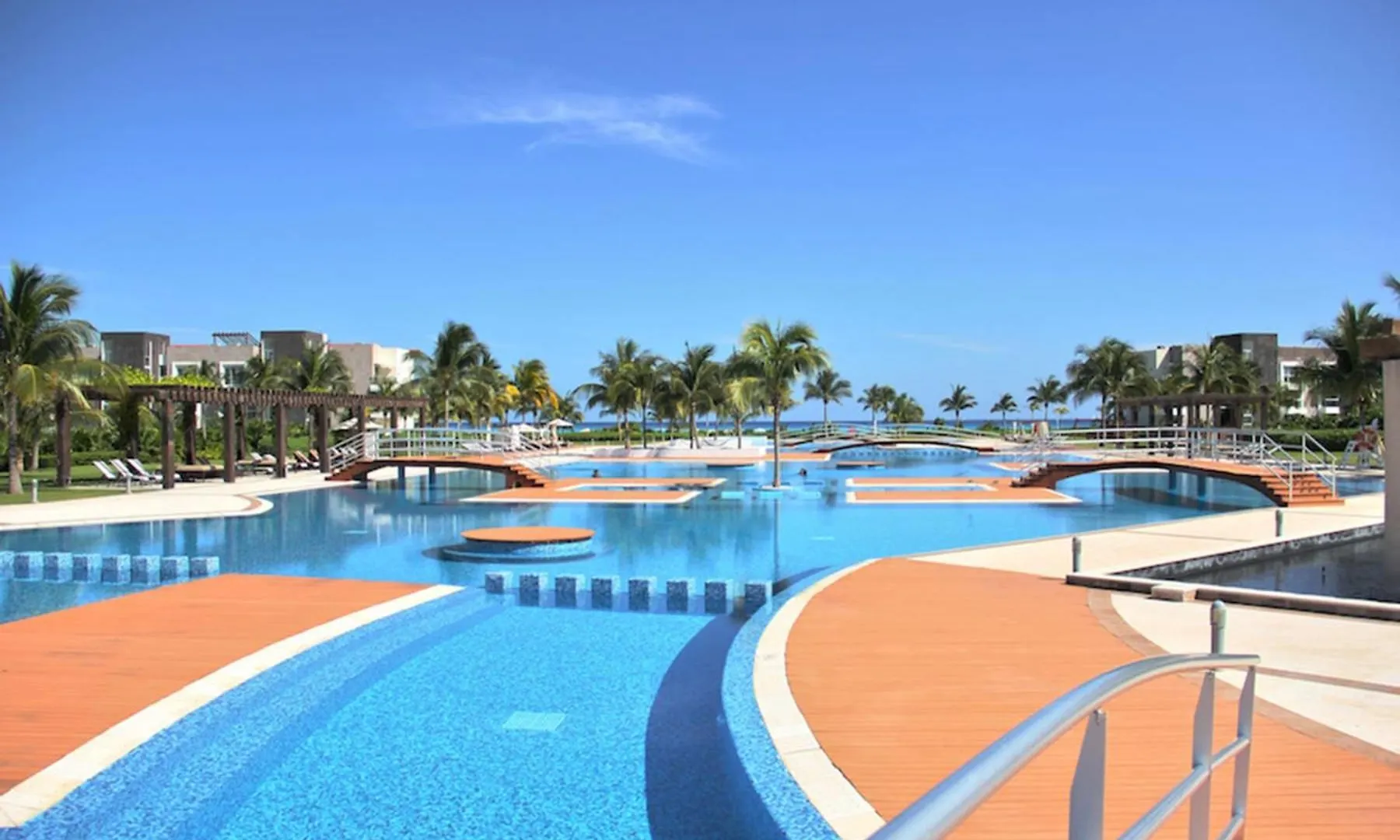 Holiday home Zen Beachfront Condo, Pool, Gym, Golf, Beach Club Playa del Carmen