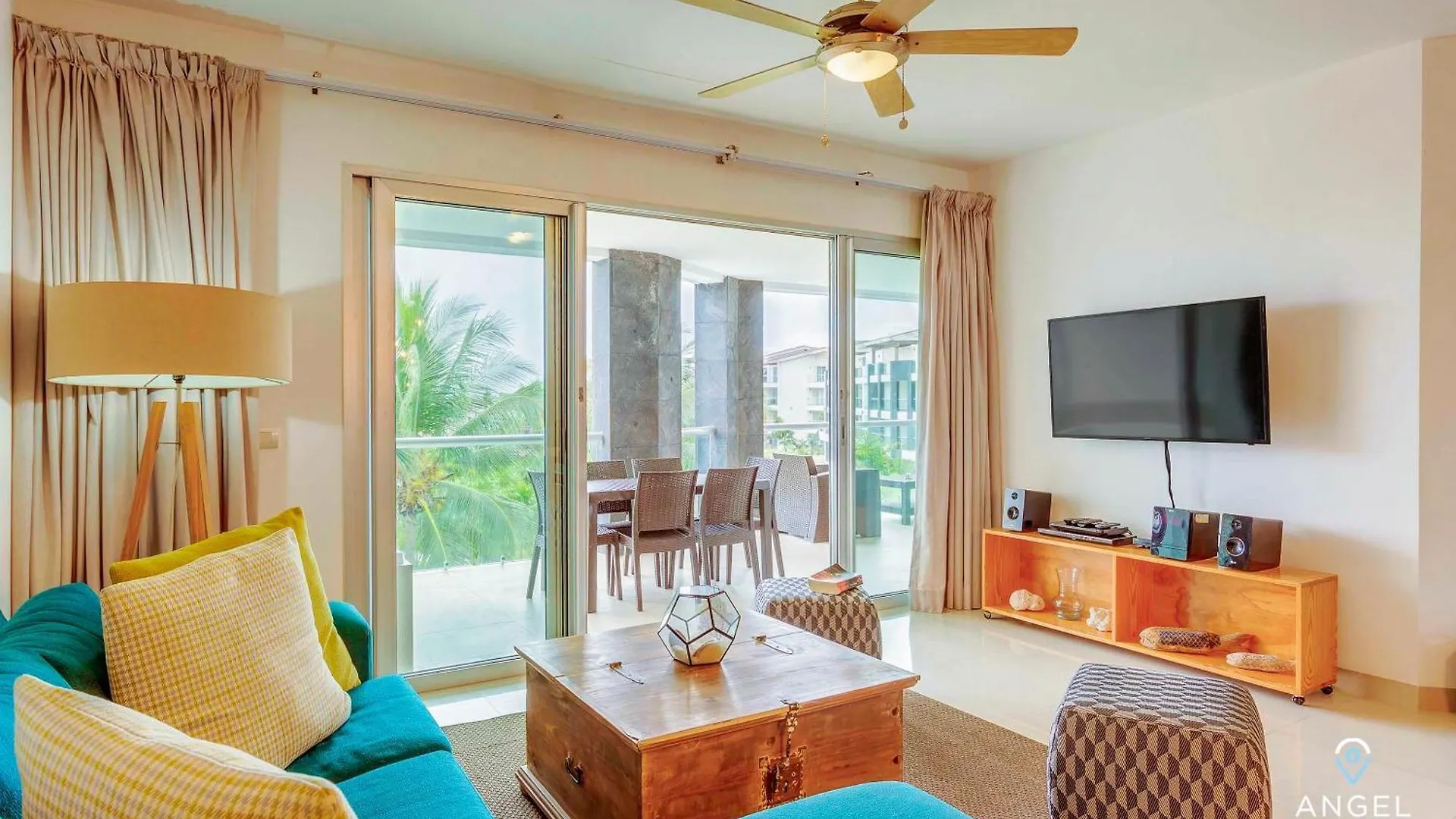 Zen Beachfront Condo, Pool, Gym, Golf, Beach Club Playa del Carmen 0*,  Mexico