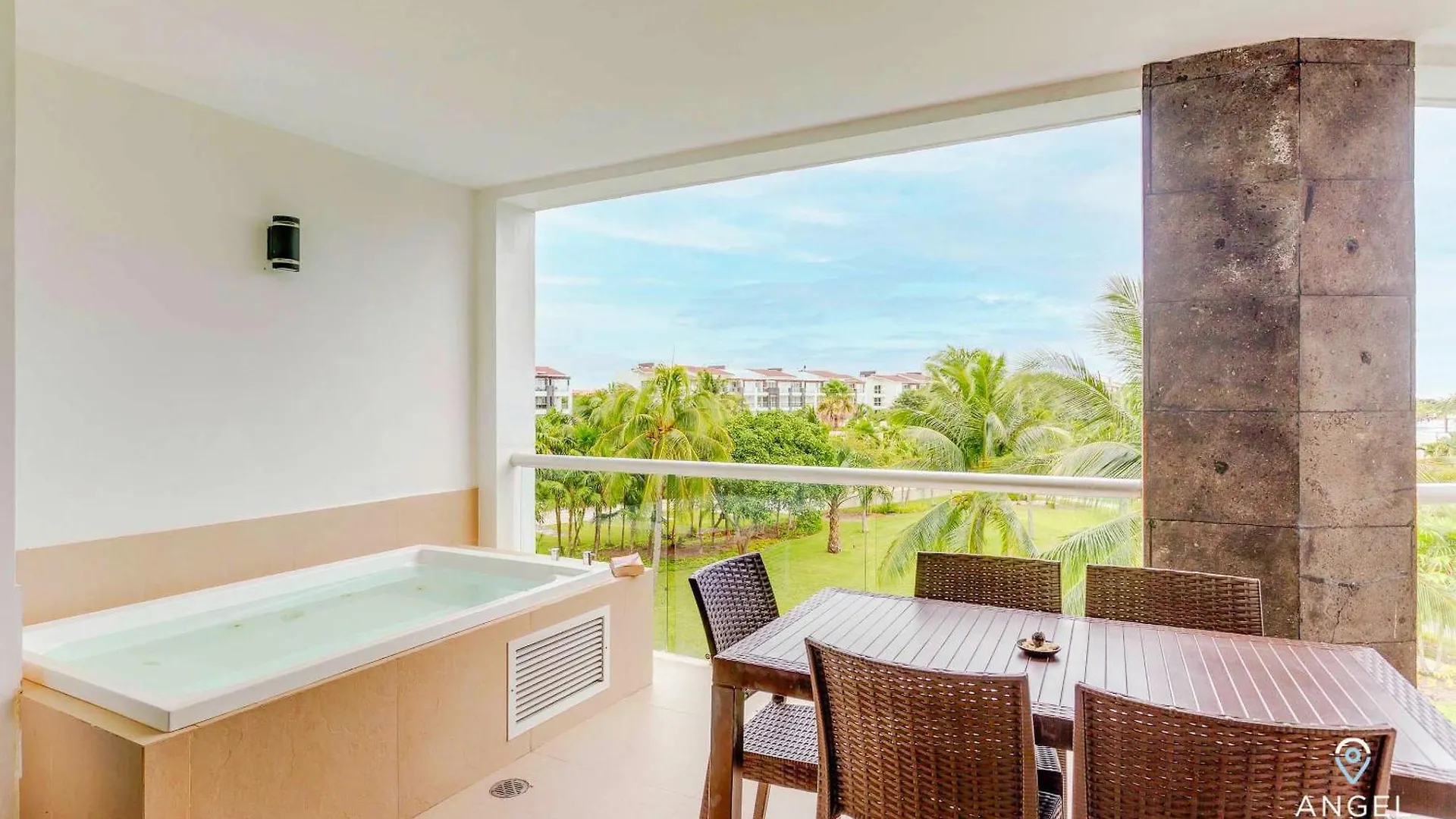 Zen Beachfront Condo, Pool, Gym, Golf, Beach Club Playa del Carmen 0*,